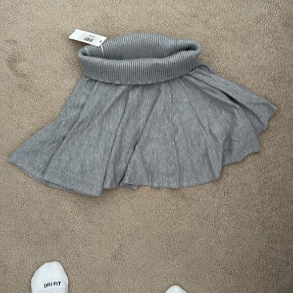 NWT Frankie’s bikinis grey small skirt - Picture 3 of 3